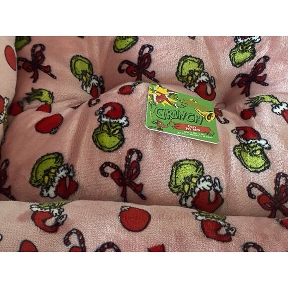Dr. Seuss Grinch Small Dog Cat Pet Cozy Cuddler Bed Pink Christmas Ornaments NEW - Picture 6 of 15